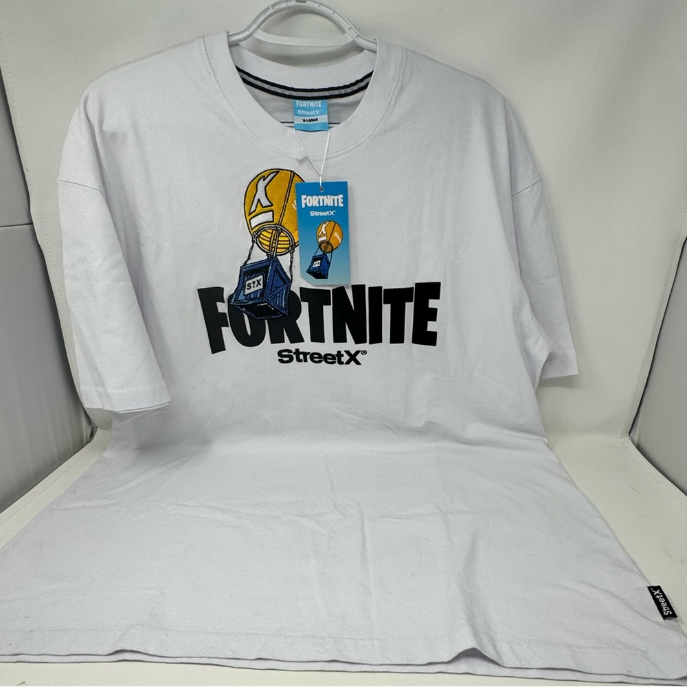 Fortnite StreetX White T-Shirt size XL collaboration, embroidery and print NWT